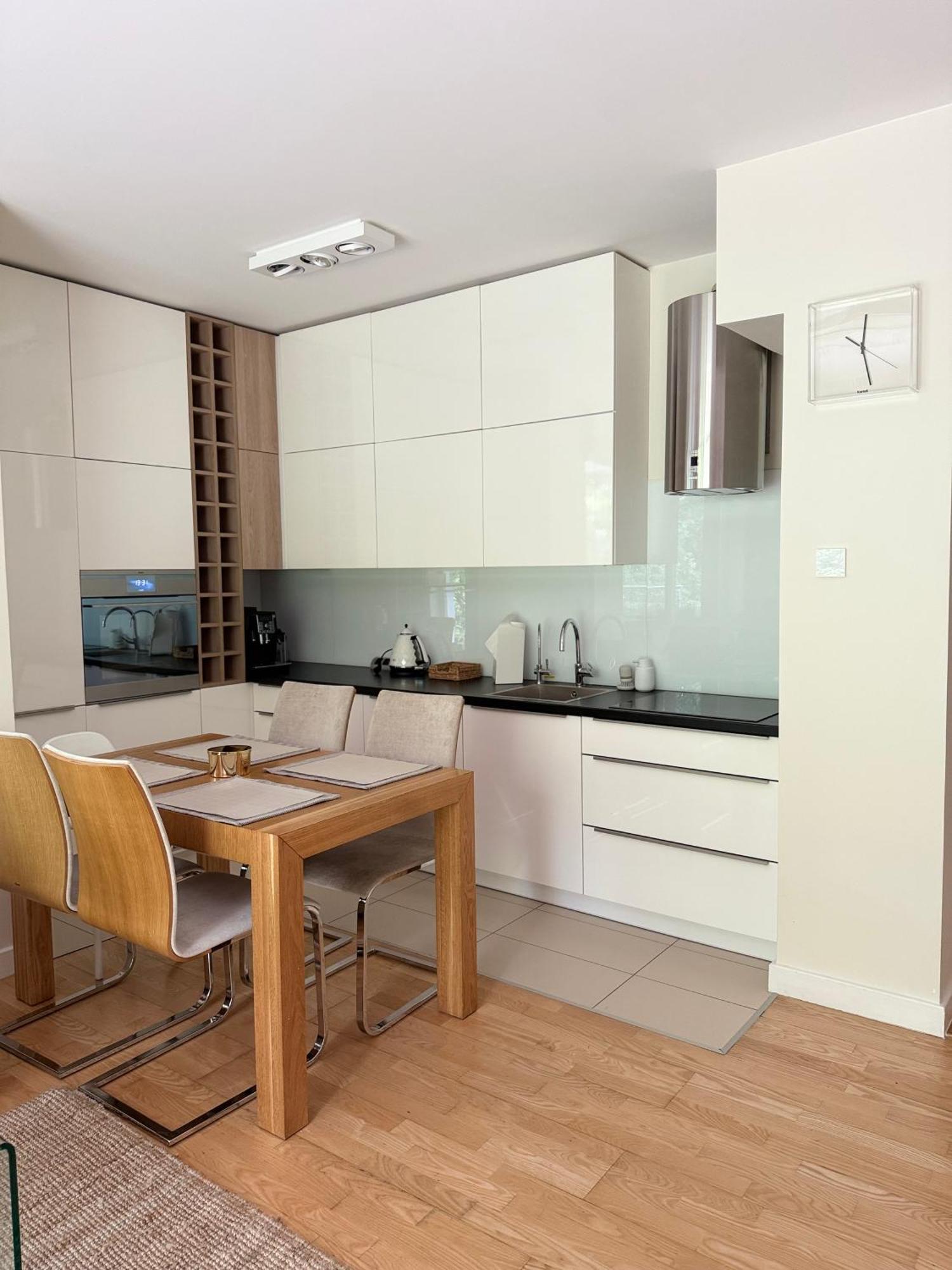 Apartament Golden Tulip เมียนซิดดรอแย ภายนอก รูปภาพ